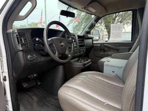 2017 Chevrolet Express 2500