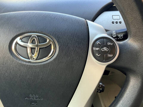 2012 Toyota Prius Two