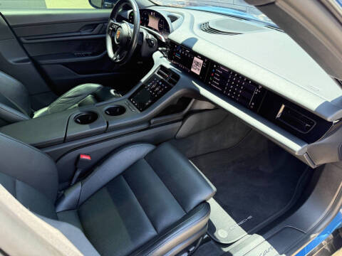 2022 Porsche Taycan