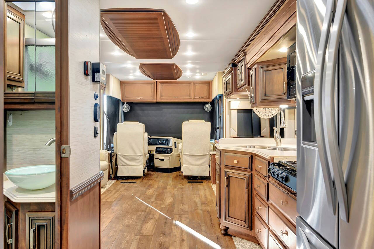 2018 Newmar Ventana for sale at Get Away RV Sales in Templeton, CA