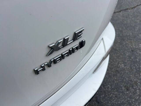 2018 Toyota RAV4 Hybrid XLE