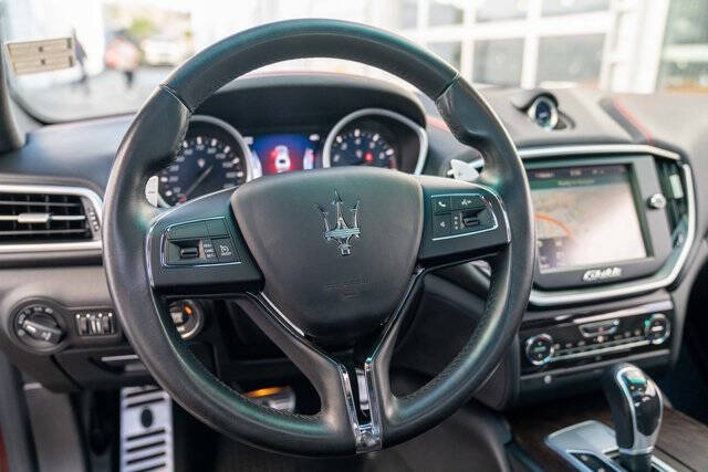 2016 Maserati Ghibli 15