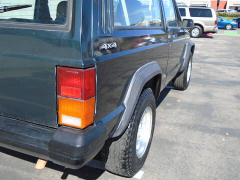 1996 Jeep Cherokee SE