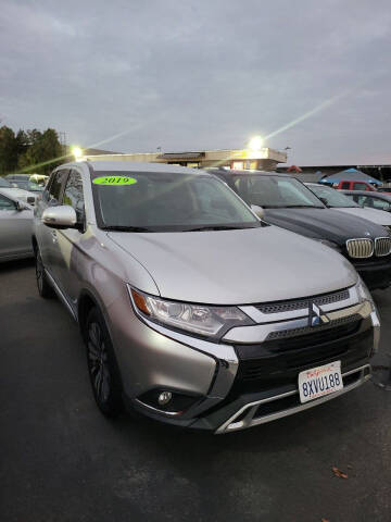 2019 Mitsubishi Outlander SE
