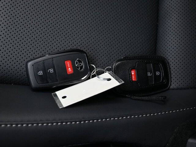 2024 Toyota Prius XLE