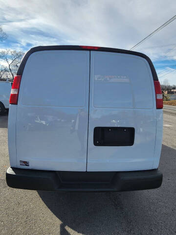 2020 Chevrolet Express 2500