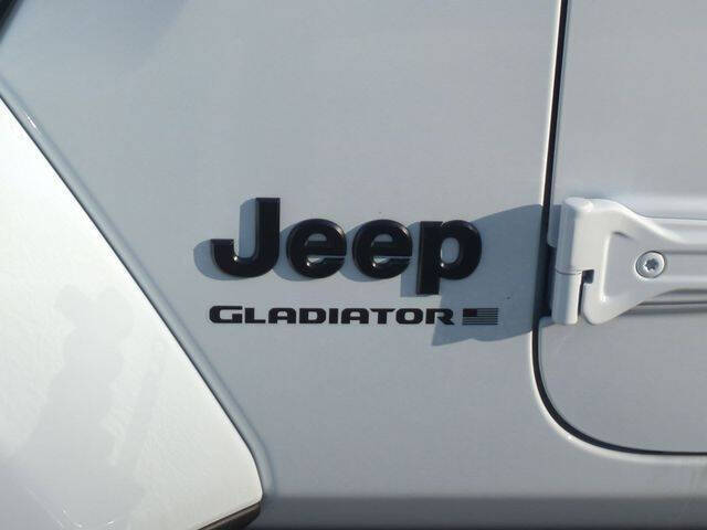 2026 Jeep Gladiator Willys