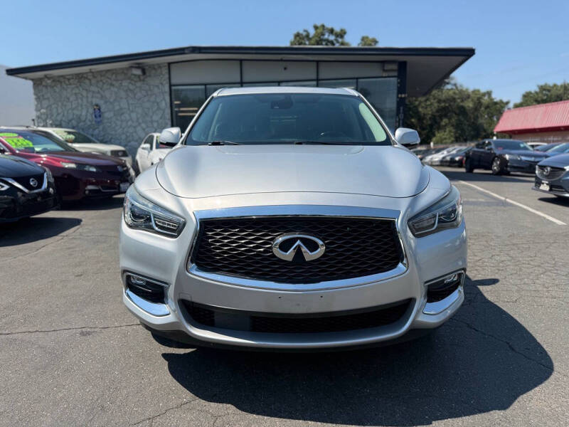 2019 INFINITI QX60 PURE's photo