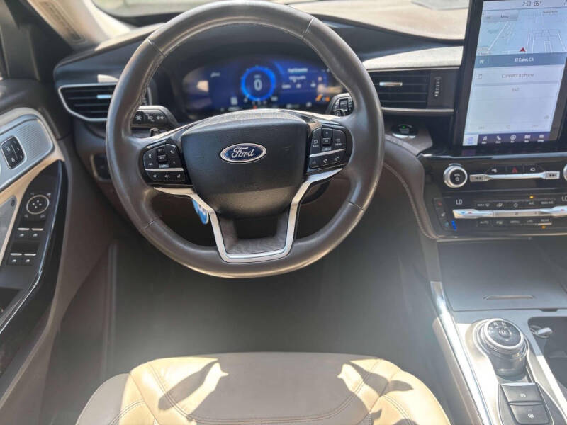 2021 Ford Explorer Platinum