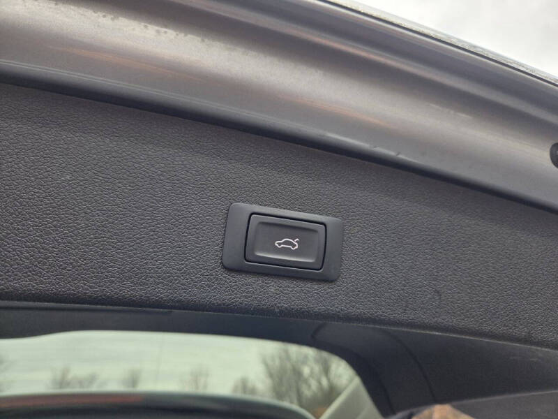 2015 Audi Q5 2.0T quattro Premium