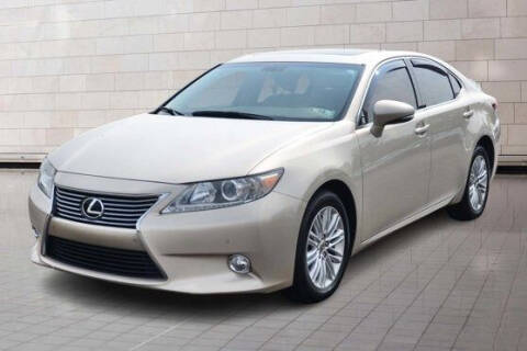 2013 Lexus ES 350 for sale at The Bad Credit Doctor in Philadelphia PA
