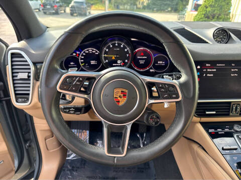 2023 Porsche Cayenne E-Hybrid