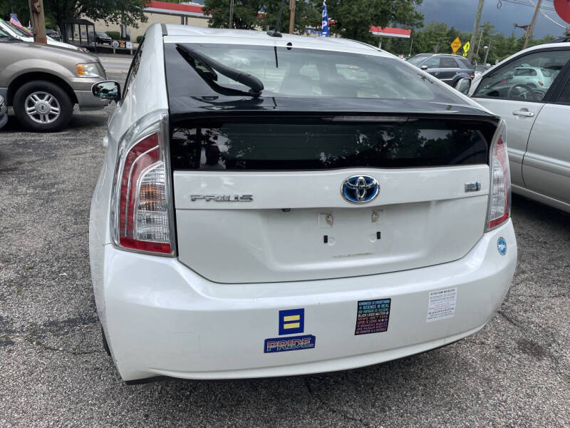 2013 Toyota Prius Four