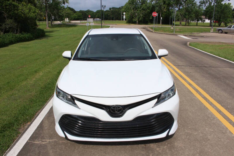 2020 Toyota Camry LE