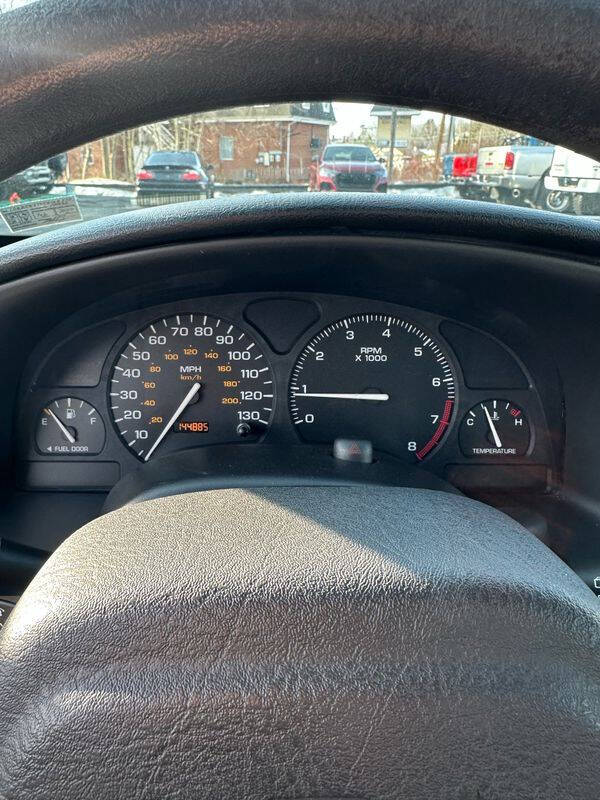 2000 Saturn S-Series SW2