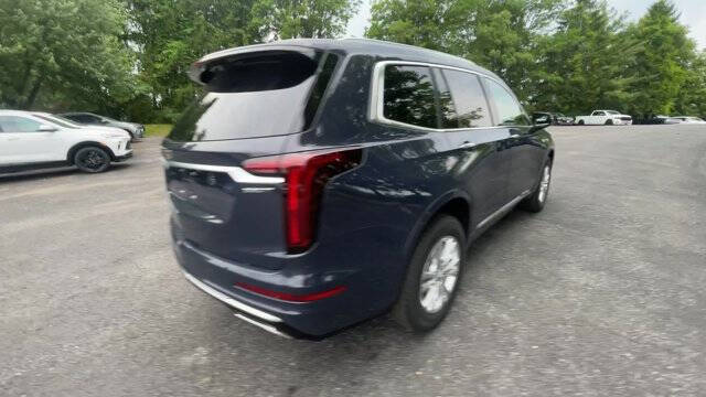 2025 Cadillac XT6 Luxury
