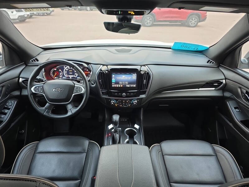 2023 Chevrolet Traverse Premier