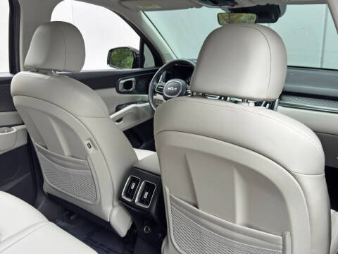 2023 Kia Sorento S