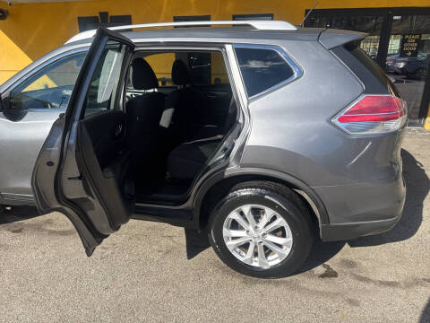 2016 Nissan Rogue SV