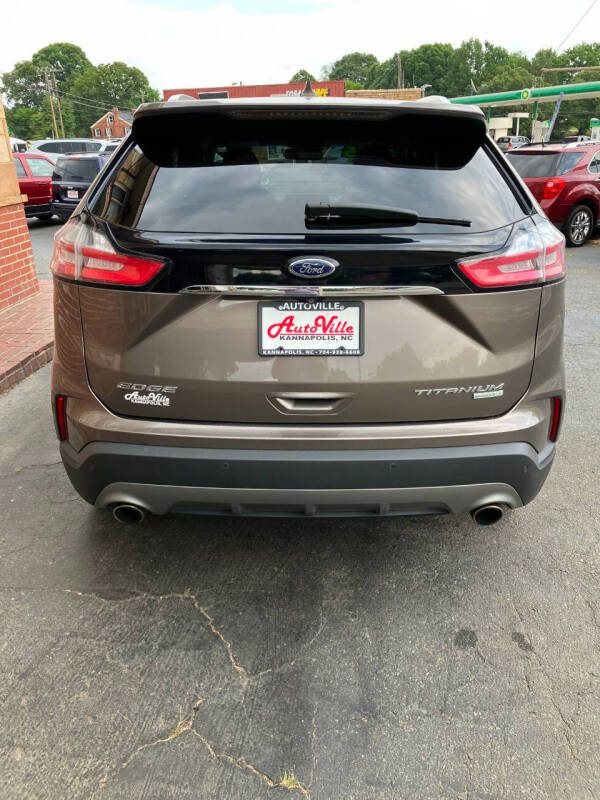 2019 Ford Edge Titanium