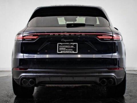 2023 Porsche Cayenne Platinum Edition
