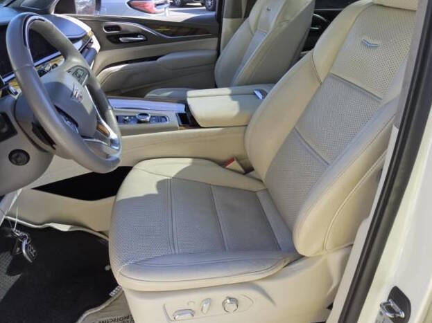 2022 Cadillac Escalade ESV Sport Platinum