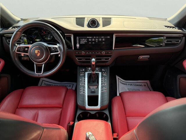 2020 Porsche Macan