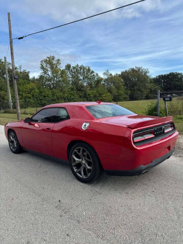 2015 Dodge Challenger SXT Plus
