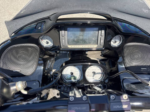 2017 Harley-Davidson FLTRXS ROAD GLIDE