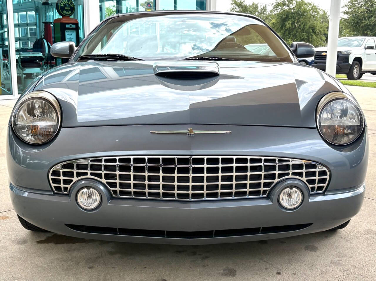 2005 Ford Thunderbird 2