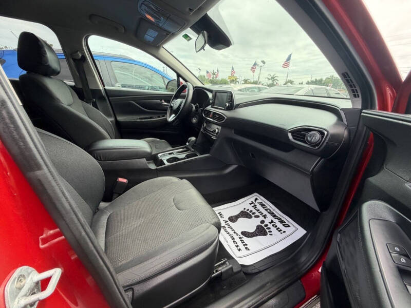 2019 Hyundai Santa Fe SE 2.4L