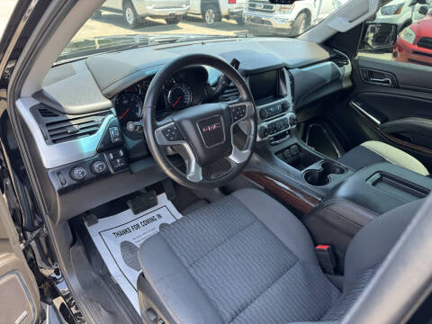 2017 GMC Yukon SLE