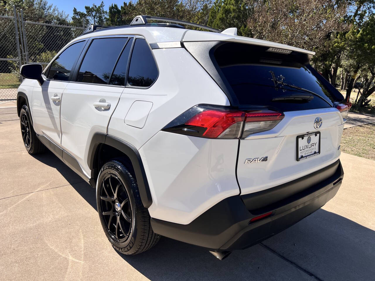 Used Car 2019 Toyota Rav4  Xle 4dr Suv For Sale Under $20,000 In Austin, Texas