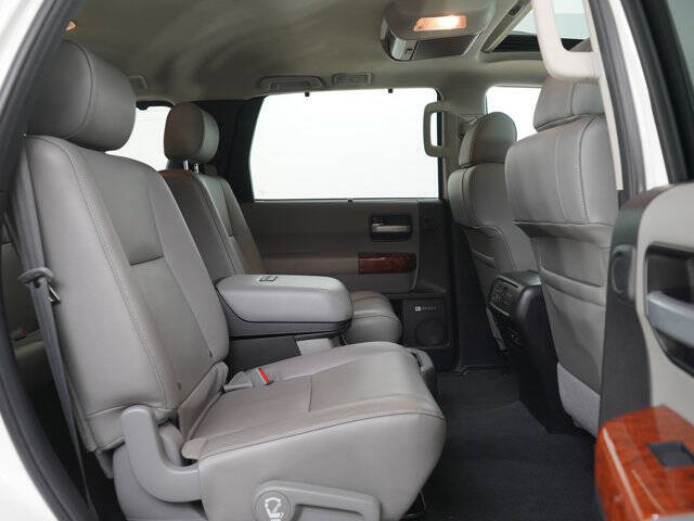 2021 Toyota Sequoia Platinum