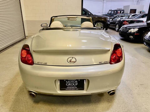2005 Lexus SC 430