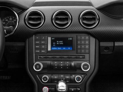 2016 Ford Mustang V6
