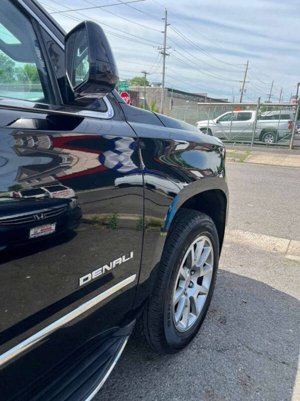 2017 GMC Yukon Denali