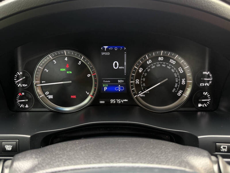 2017 Lexus LX 570