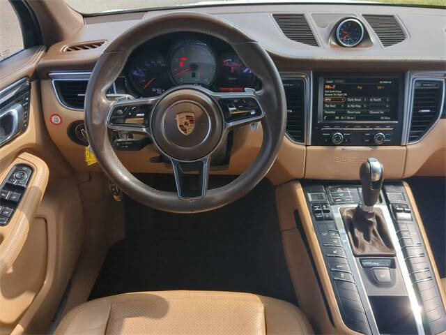 2016 Porsche Macan S