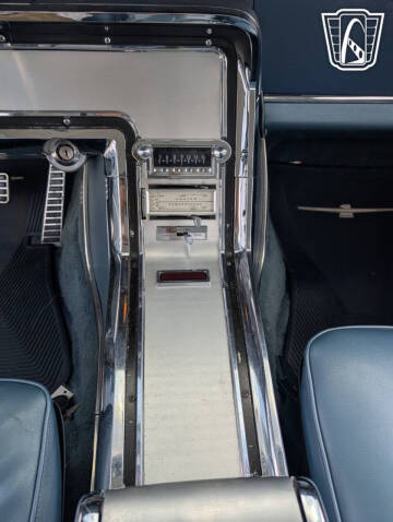 1964 Ford Thunderbird