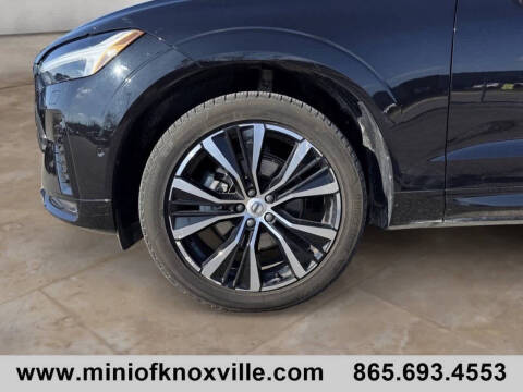 2024 Volvo XC60 B5 Plus Dark Theme