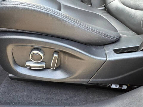 2020 Jaguar F-PACE 25t Premium