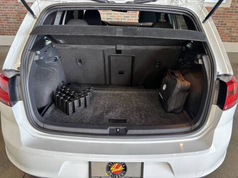 2017 Volkswagen Golf GTI S