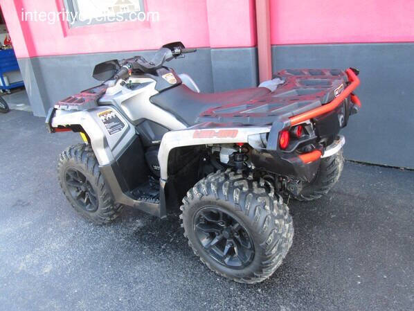 2018 Can-Am OUTLANDER MAX 650 XT