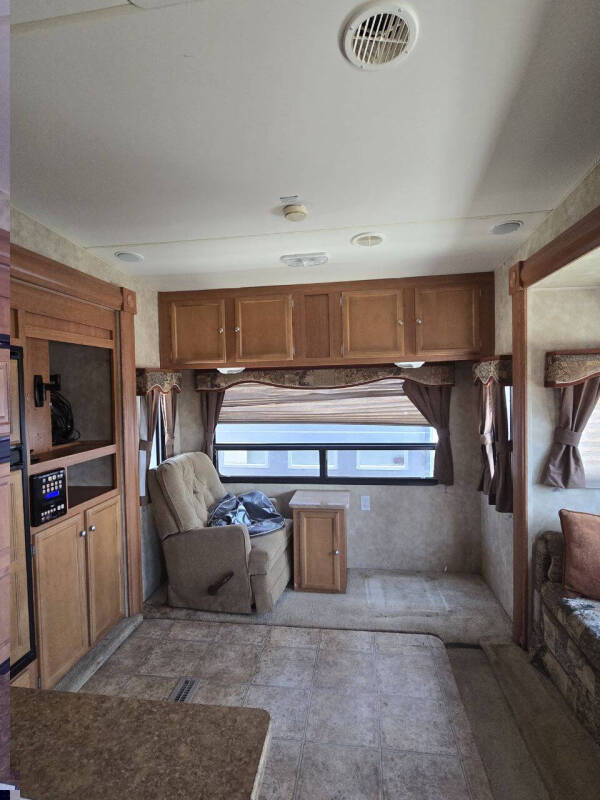 2009 Sportsman 305 RE