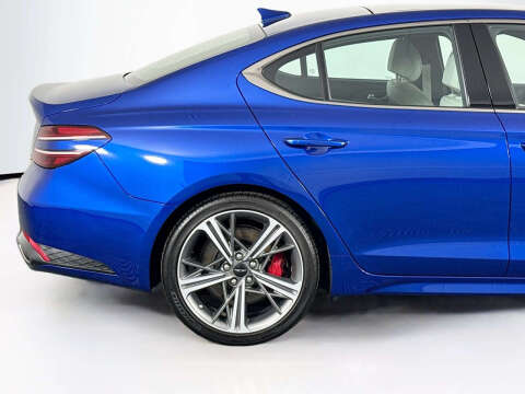 2025 Genesis G70