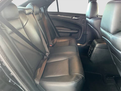 2022 Chrysler 300 S V6