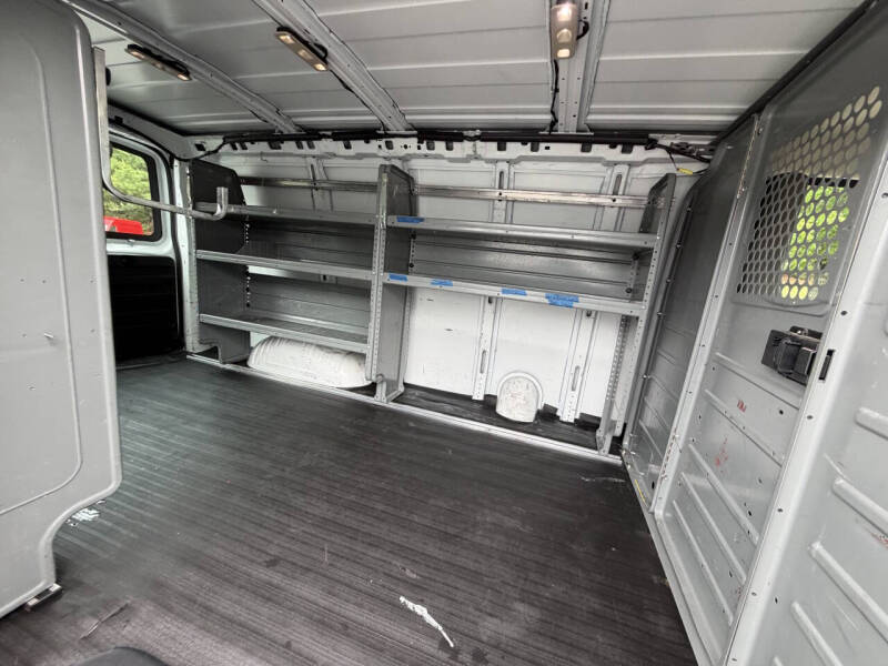 2018 Chevrolet Express 2500