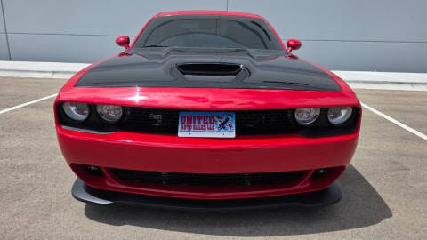 2011 Dodge Challenger SRT8 392