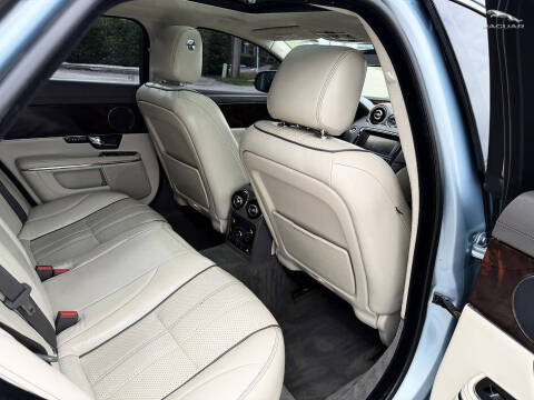 2012 Jaguar XJ